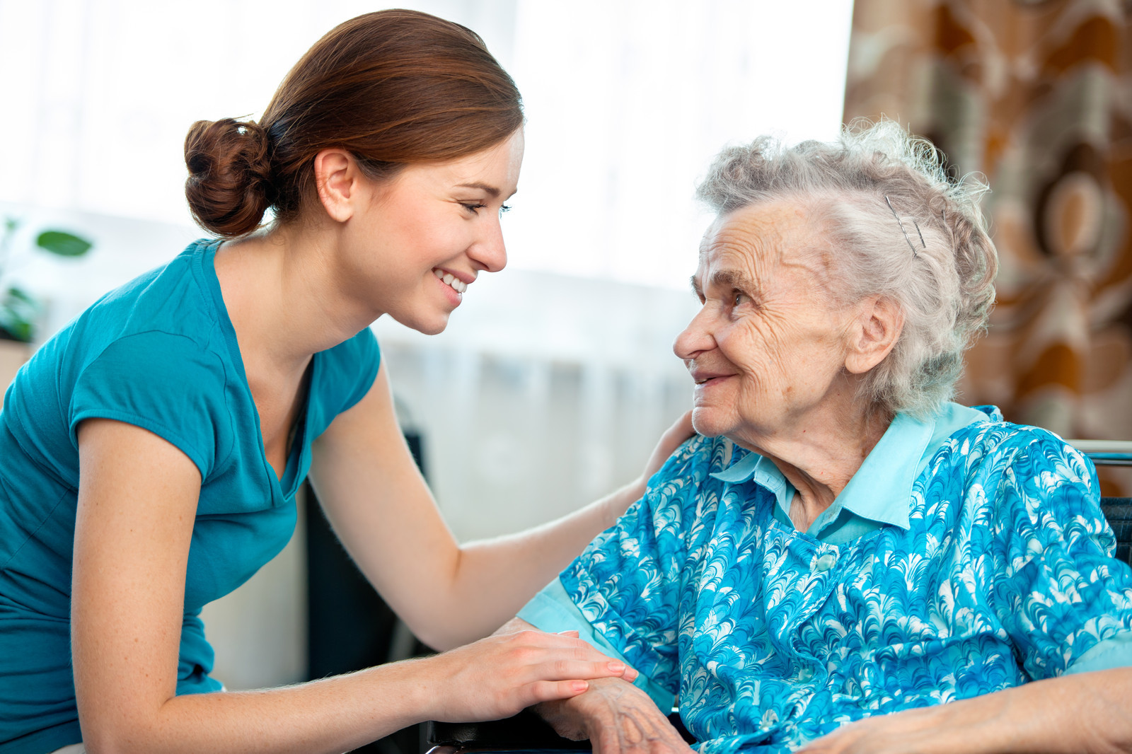 How A Caregiver In Your Area Can Help You Live Better